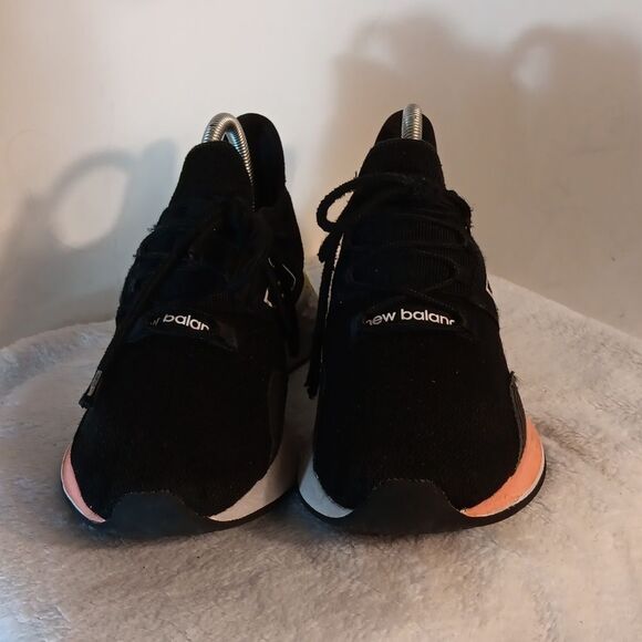 New Balance Fresh Foam Roav Black Running Shoes - Picture 2 of 6